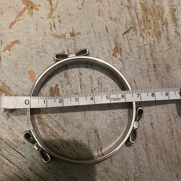 MFIL My Flat In London Silver Tone and Blue Enamel 3 Bows Bracelet - Picture 8 of 8